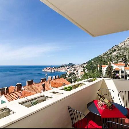 Apartment Zlatni Potok - Best View Of The Old Town Dubrovnik Exterior photo